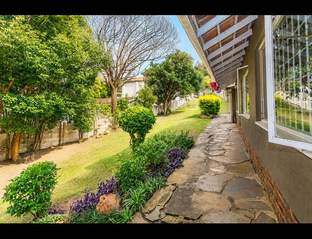 4 BEDROOM HOUSE FOR SALE IN DAWNCLIFFE